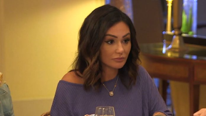 Family Dinner Face-Off: Will JWOWW And Angelina Keep Peace On Jersey Shore?