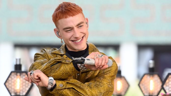 Olly Alexander’s Cover Of Lady Gaga’s ‘Edge Of Glory’ Is Queer AF